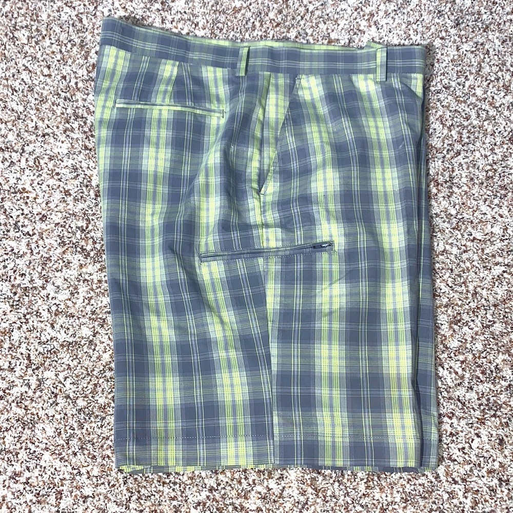 Grand Slam men short size 38